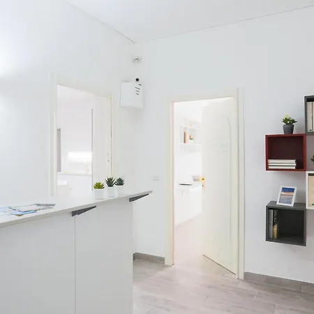 Modern Spacious With Terrace, Balconies, Solarium & Gym 아파트 소렌토