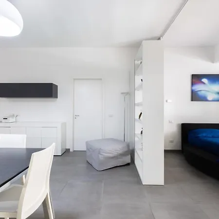 Modern Spacious With Terrace, Balconies, Solarium & Gym 아파트 소렌토
