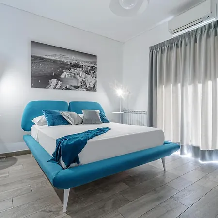 아파트 Modern Spacious With Terrace, Balconies, Solarium & Gym *