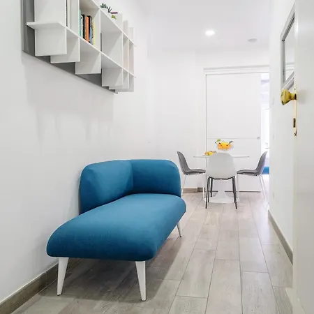 Modern Spacious With Terrace, Balconies, Solarium & Gym 소렌토